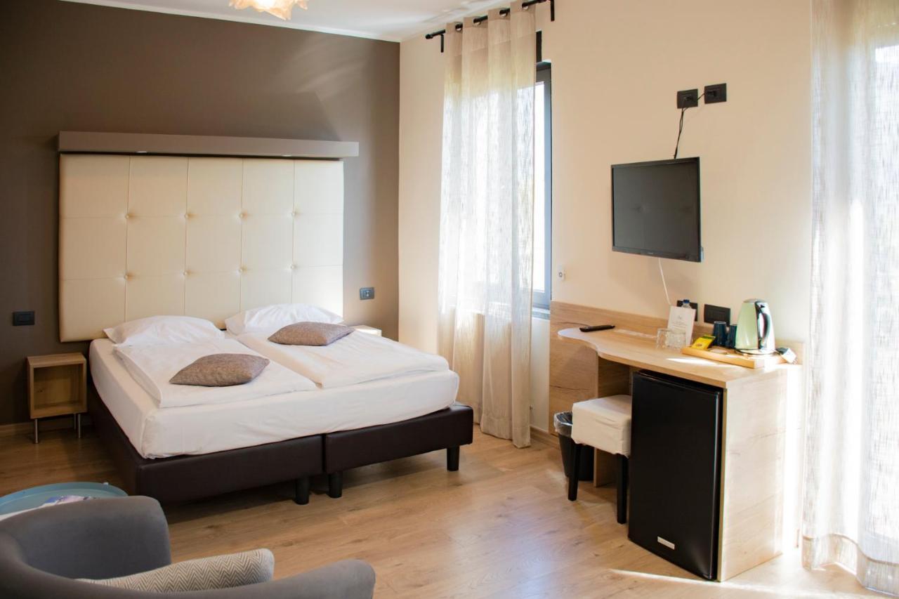 Hotel Bungalows Europa Domaso Exteriör bild
