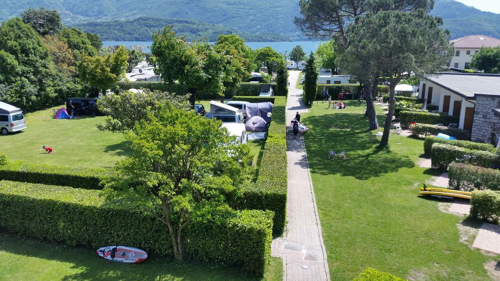 Hotel Bungalows Europa Domaso Exteriör bild
