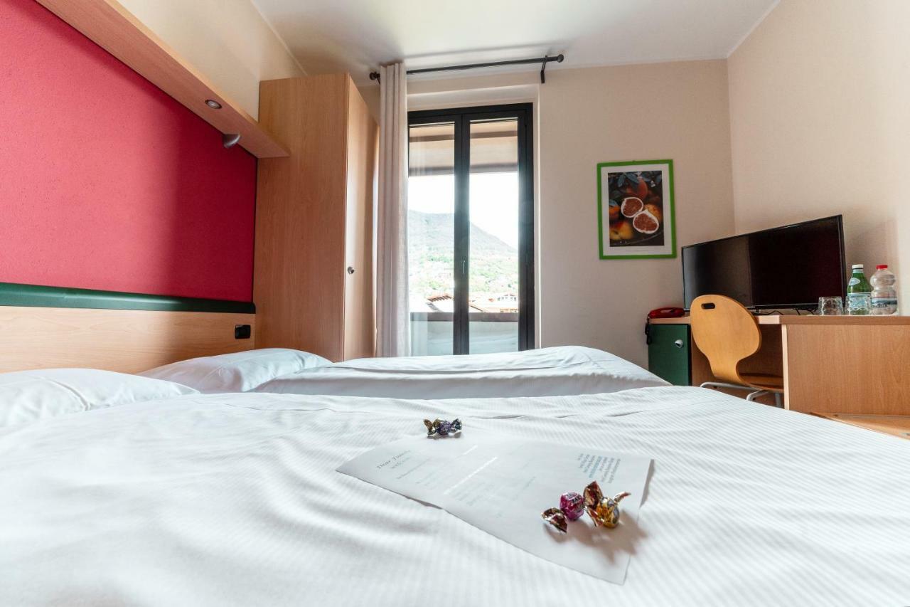 Hotel Bungalows Europa Domaso Exteriör bild